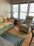 1 Bdrm Bch Blk Condo w Pool, 1st FL - 600 ft fr Beach -Tags and Chairs Included!