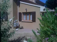 Apartment in Villa Hotels in Talasani