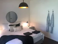 Riverside beauty, water sports galore, family fun and endless space! Hotels in Nagambie