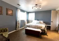 Near Olde Town Arvada - Golden - Red Rocks - Pet Friendly Hotels in Arvada