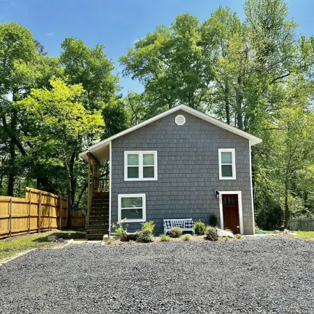 Beautiful studio apartment on Gorgeous Talimena Scenic Drive Отели в г. Мена