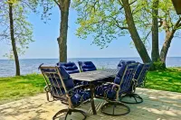 2BR Cabin on Lake w/ Beach, Boat Dock in Protected Channel, & 74ft Viewing Dock