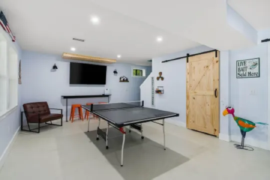 Cozy Lakefront A-Frame Cabin Lake Hartwell Clemson