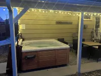 Steps from DOWNTOWN! COZY 5 bedroom Bungalow!