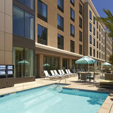 Hampton Inn San Diego/Mission Valley Отели рядом с достопримечательностью «Музей Железнодорожных Моделей»