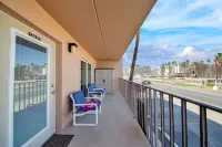 2 MIN WALK 2 THE BEACH 5 BEDS GREAT LOCATION POOL HOT TUB