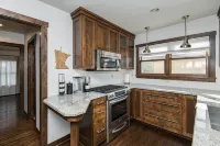 Mynte House l Modern 4BR Near Mayo, Fast WiFi, Parking, Office, Bidet