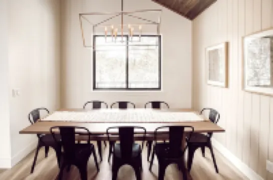 DWELL - Luxury In Torreon - Family Friendly, Tesla Charger