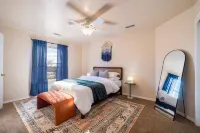 Sandia Retreat: 6Br - 15min to airport - Games - บังกะโล