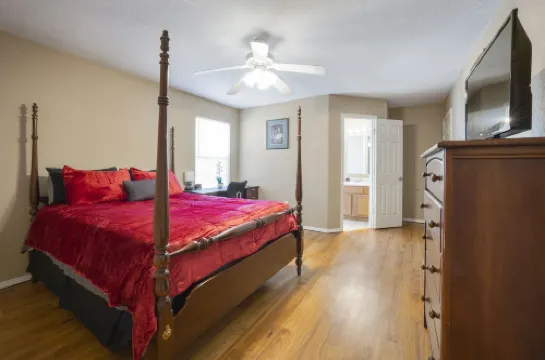 Cheerful 2 Bedrooms 2 Full Bathrooms Duplex