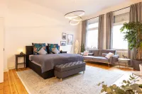 Central in Coburg: Exclusive city apartment - ideal for groups