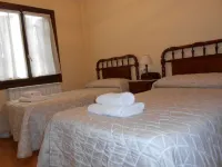 TURON HOUSE Hotels in Lanuza