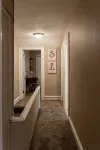 Remodeled 2 Bedroom Duplex Near Downtown