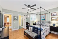 Quiet, Wooded Sanctuary - Near Sunrise and Sunset Beaches - Dog Friendly