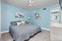 GREAT FOR FAMILIES- Huge 3/3 Gulf-Front Condo with 32' Balcony - Jacuzzi