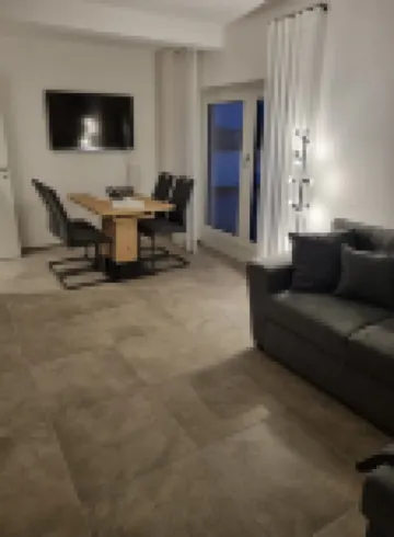 Moderne Ferienwohnung mit Großer Terrasse