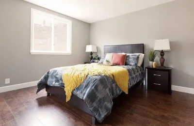 Brand New Remodeled Entire House w/ Parking