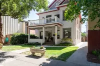 Private entrance, Gated, Cozy, Comfy