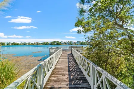 Luxury Condo With Beautiful Views