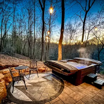 Peaceful Cabin in the Forest with Hot Tub & Views - Hill Haven