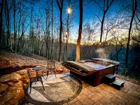 Peaceful Cabin in the Forest with Hot Tub & Views - Hill Haven