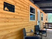 Hill Haven RRG / Small & Secluded Cabin / Hot Tub