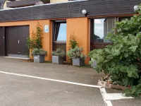 Comfortable detached house with garden and private parking