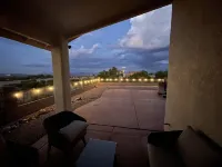 Beautiful Benson Getaway with Hot Tub