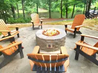 Amazing log cabin - 5 acre stocked pond - 16 acres - Minutes to Kings Dominion