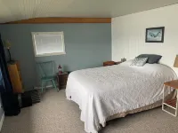 Cozy beach cottage near Port Townsend! Port Townsend Marine Science Center 주변 호텔