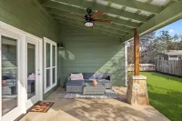 Designer Home in the Heart of Historic Dripping Springs-The Murray House