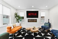 Brand New 6BR 5.5Bath House 20Min Downtown Boston-Game room, fire pit, Projector