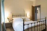 Luxury holiday cottage near to historic Beverley, Wolds & Yorkshire coast