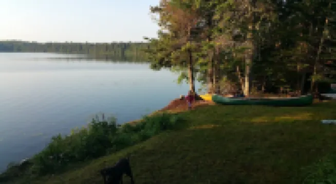 Rangeley Waterfront Retreat: 4 Bed, 2 Bath, Perfect for Families to Unwind