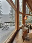 The Pines on Maples~ Hot Tub ~ Fire Pit & Indoor Fireplace - Game Room