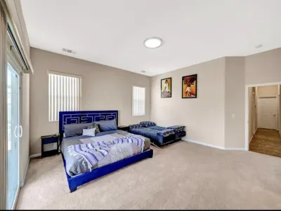 Cheerful vacation House brand-new pool and spa and game room