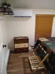 Newly remodeled cabin in the pines w/ firepit, redwood fenced yard, close hiking