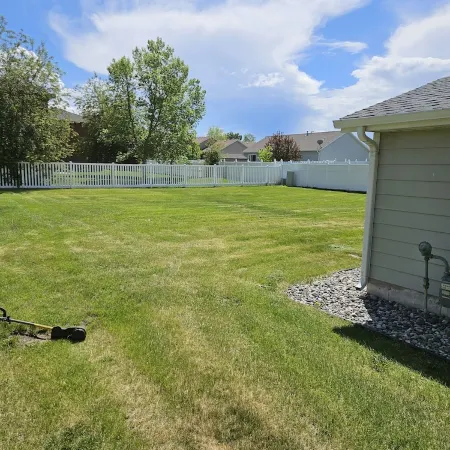 single/multi family 4 bed 2 bath 2 garage
