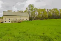 Great Ski or Summer Rental - 5 miles to Okemo/Ludlow, 25 Gorgeous Acres Hotels in Cavendish