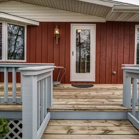 Cozy 3 bedroom house - 2 min drive to downtown Fish Creek