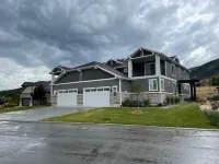 Spacious - Midway Getaway -Majestic Views  4 Bd  4.5 Bath Near Park City Resorts