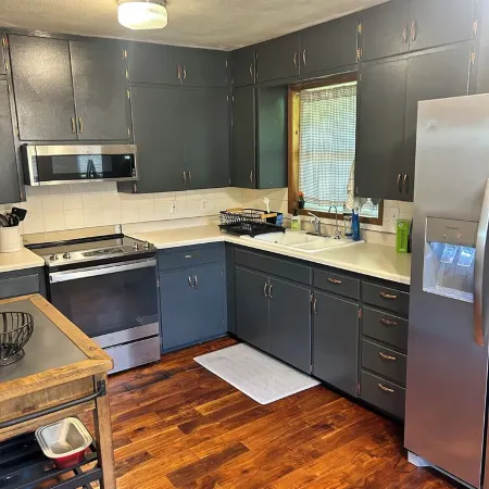 Charming 4-bedroom house with WiFi and AC in Hot Springs