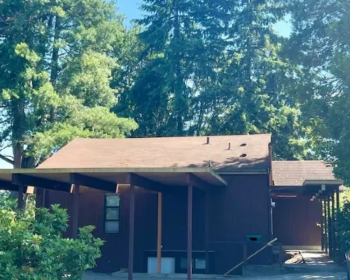 Newly Renovated, AC, Walkable, Central Downtown Bothell ボセルのホテル