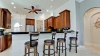 Royal Palms - 4BR/4 BA Luxury Home w/ Pool & Spa