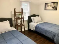 ✽ Charming Cottage ✽ close to College/Town/Station