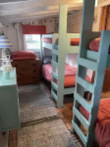 Peaceful Cozy Water Front Cottage. Step back in time and ENJOY