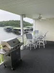 Close to Lake of the Ozarks Shootout. Free Boat Slip. Centrally Located