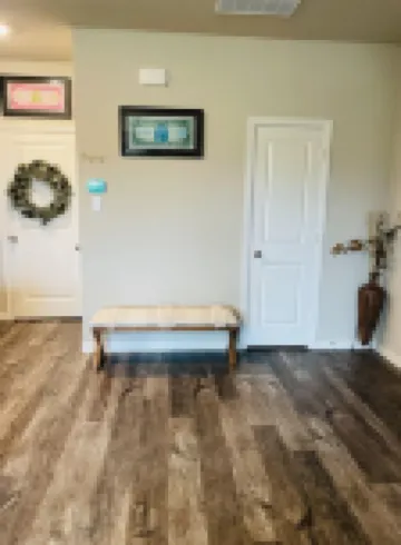 Brand new charming 2 bedroom Townhouse get away