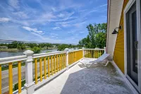 Waterfront Cape May canal property 5min to beach landscaped grounds