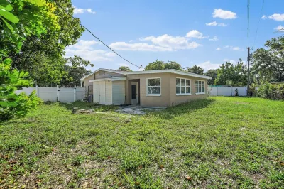 Tranquil Retreat - Ideal for Work and Leisure Hotels near Island Bamboo